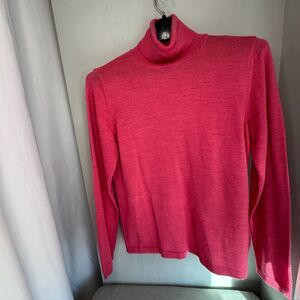 Anna Laura Hot Pink Extra Fine Merino Wool Turtleneck SZ L Classic Essential